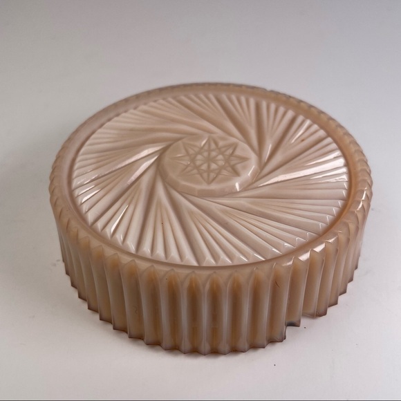 Vintage Pink Slag Glass Ashtray - Picture 5 of 10